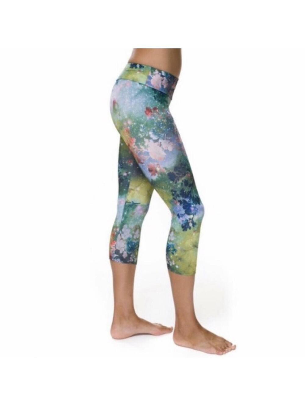 Onzie Galaxy Capri Leggings Mid Rise Workout Yoga Pants